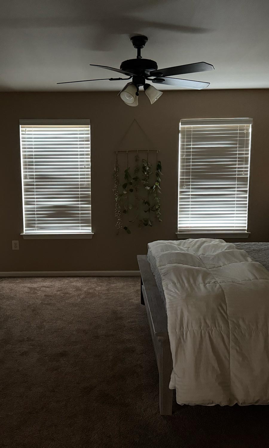 Bedroom with daylight coming through the window before UBlockout