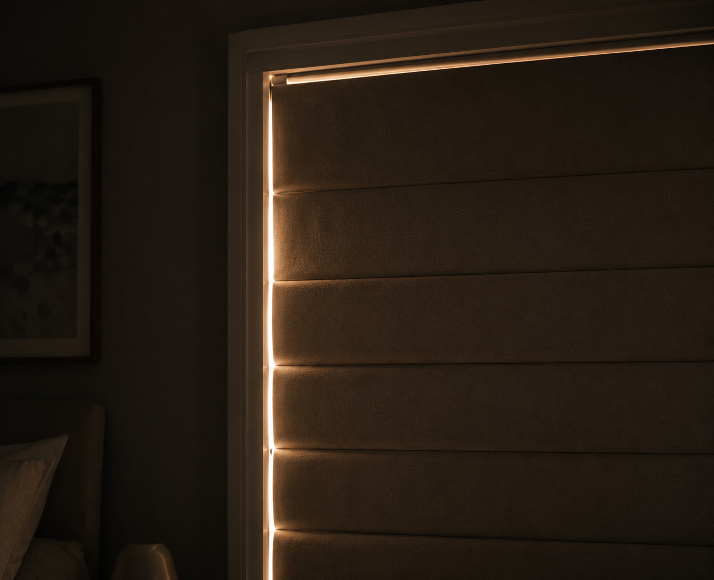 roman-blind-side-light-leak_1.jpg