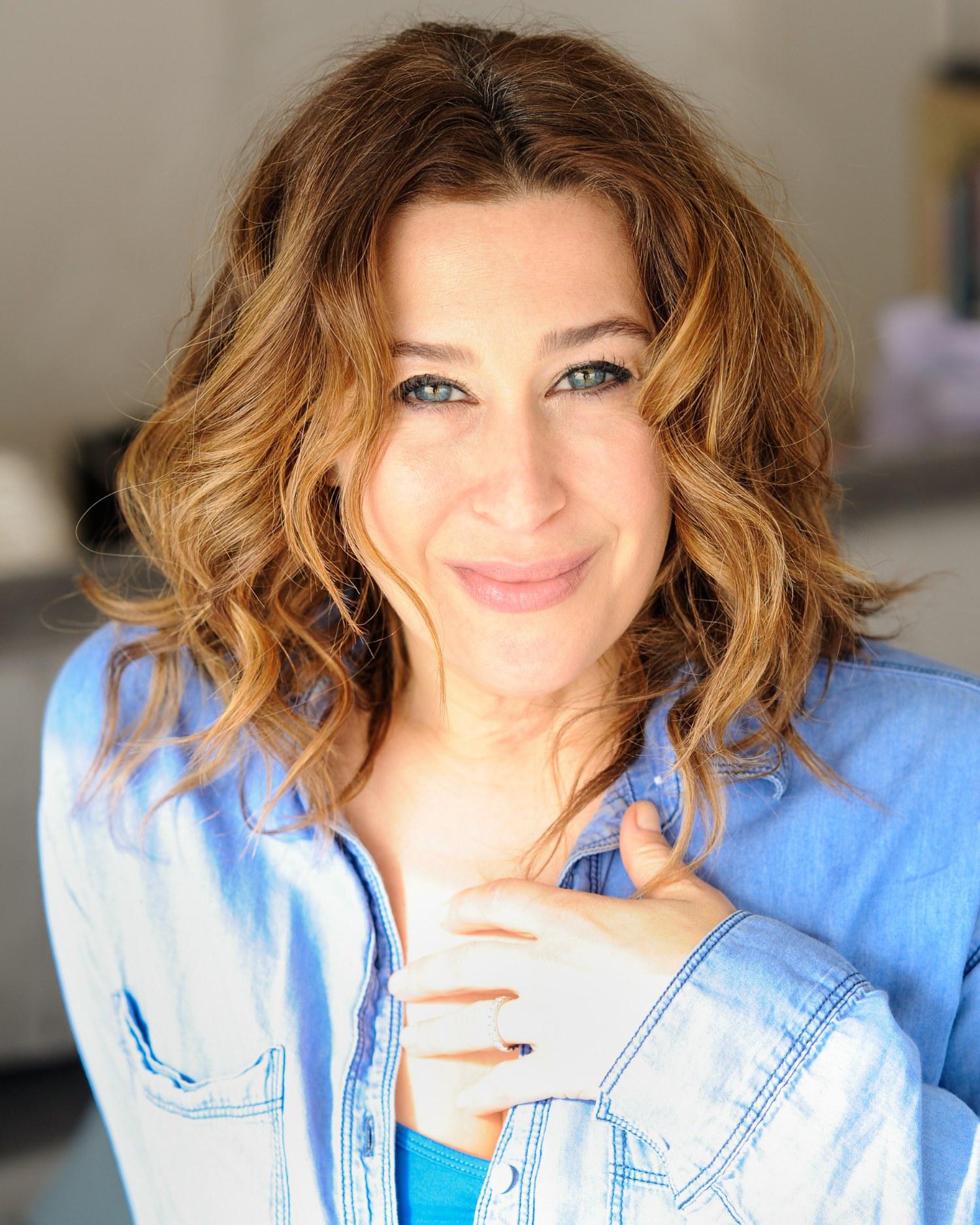 Rachel Fleischman Headshot