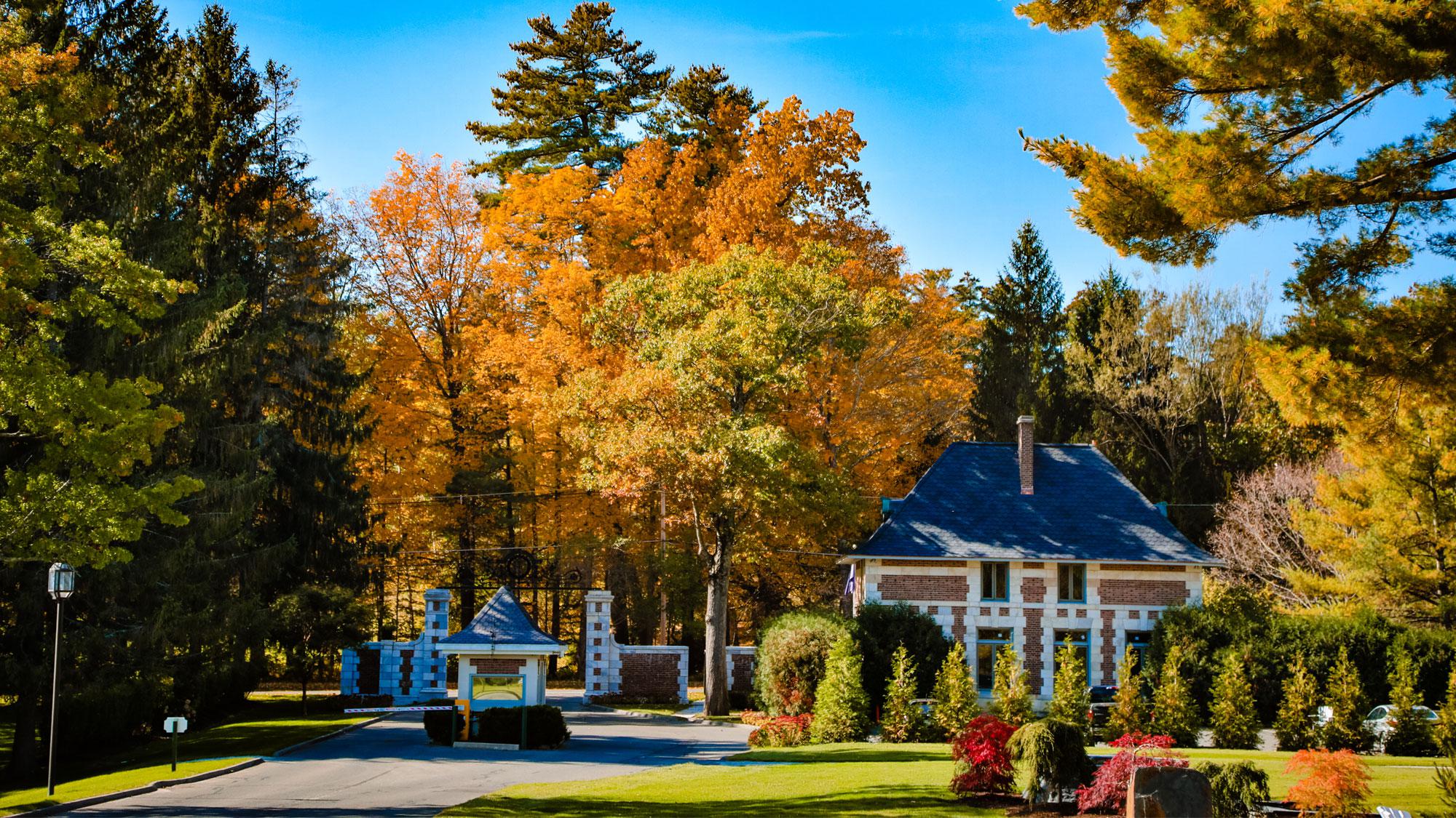 Beautiful Canyon Ranch Lenox in full fall colors