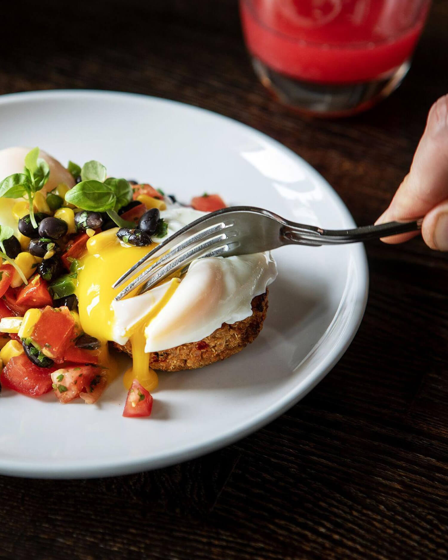 An eggs benedict breakfast plate