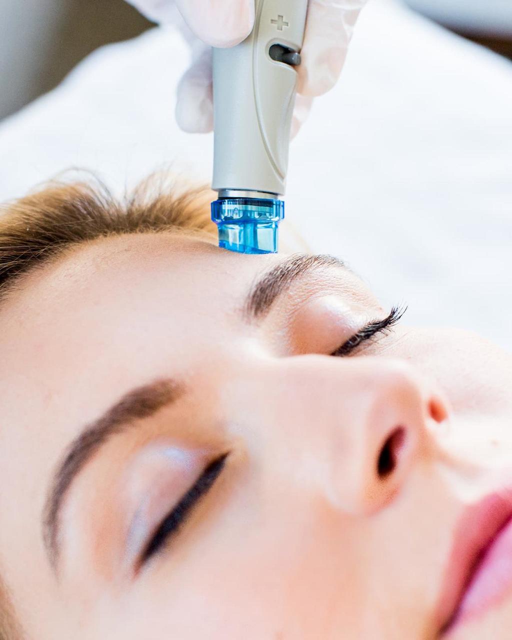 a woman getting the Hydrafacial MD® at Canyon Ranch Wellness Club + Spa