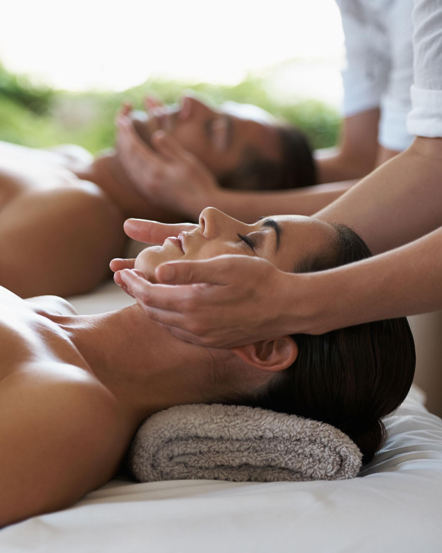 Couples getting a spa service together