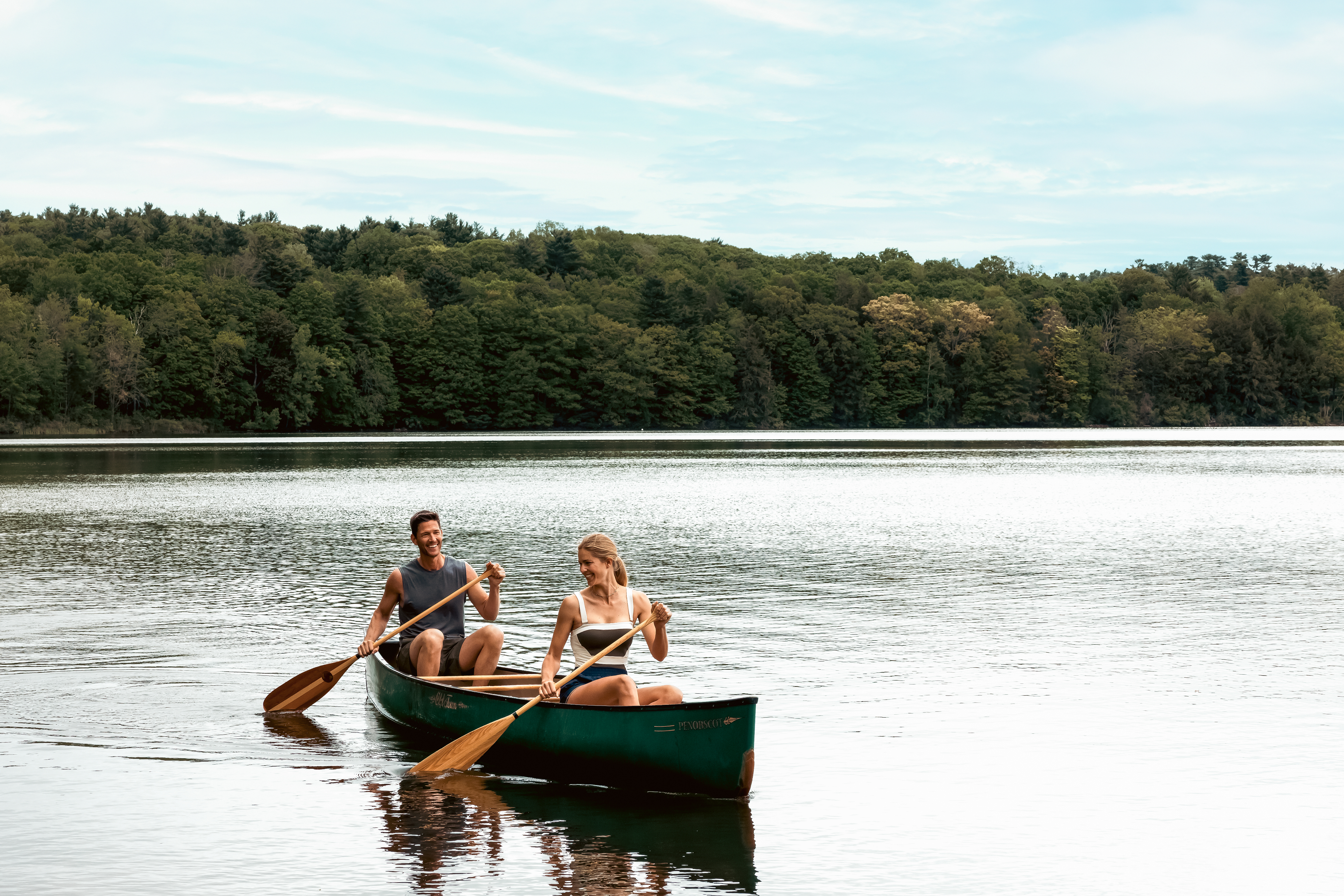 Canoe Tours on the Lake