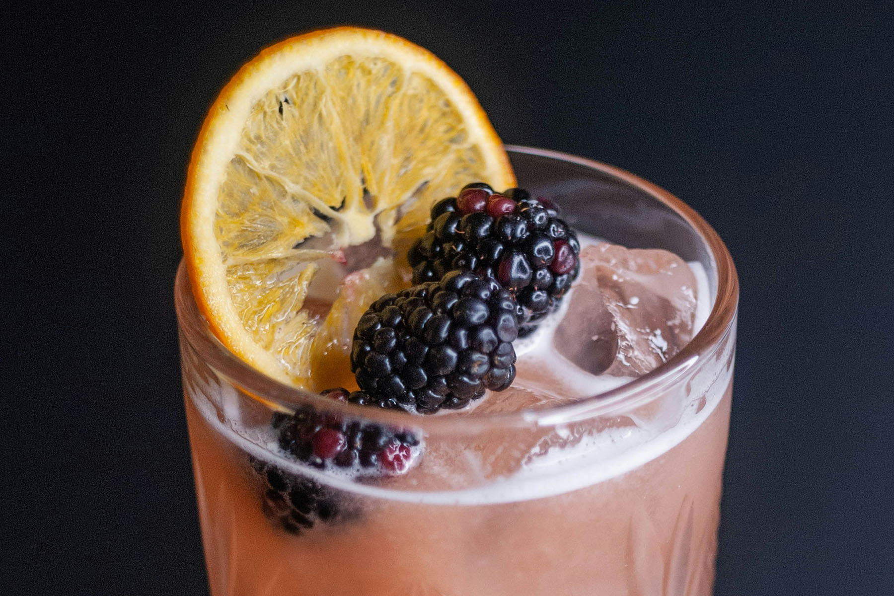 Blackberry Yuzu Sparlker