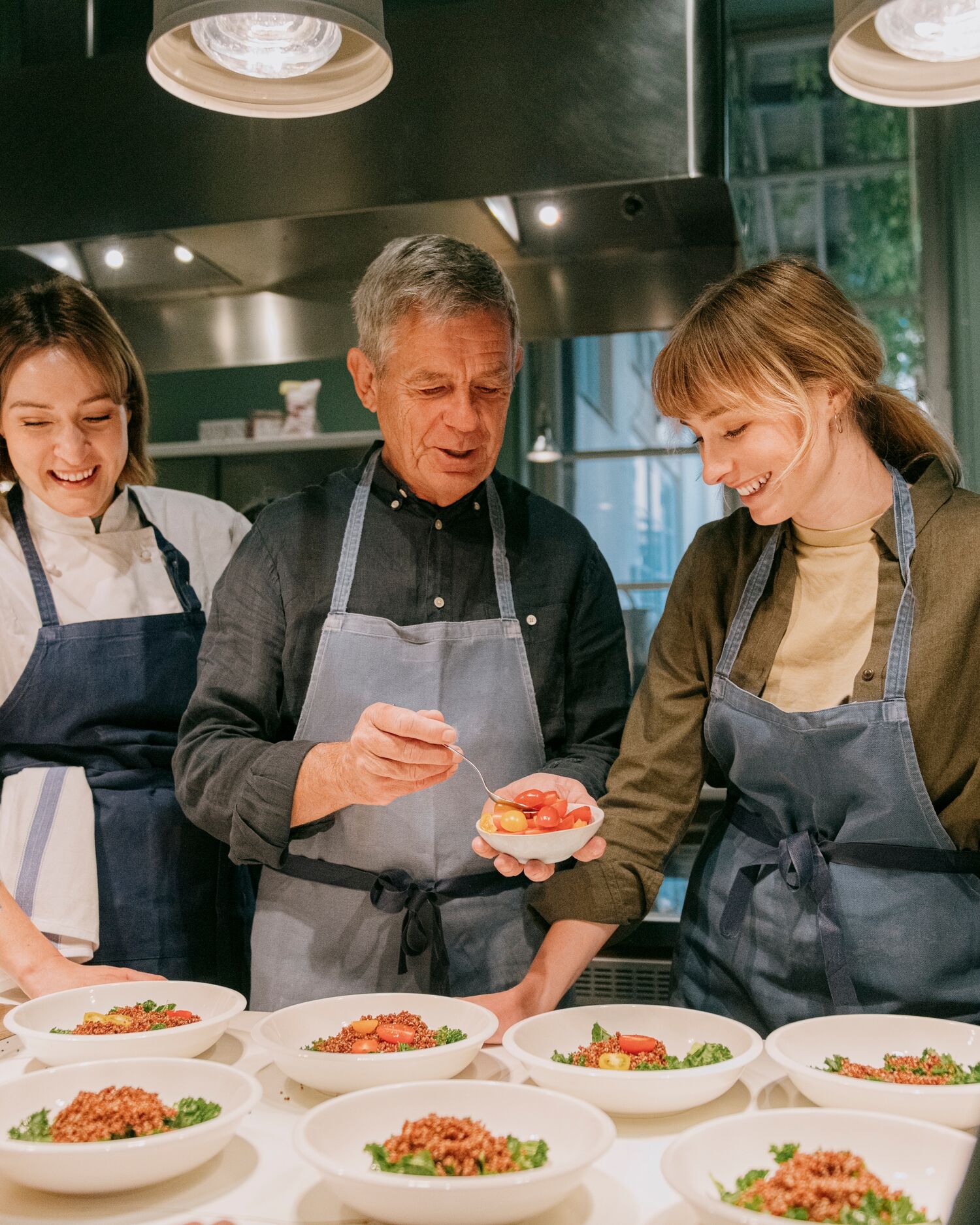 A group cooking class