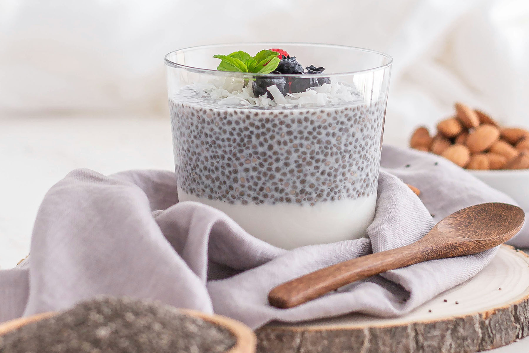APPLE CHIA SEED PUDDING