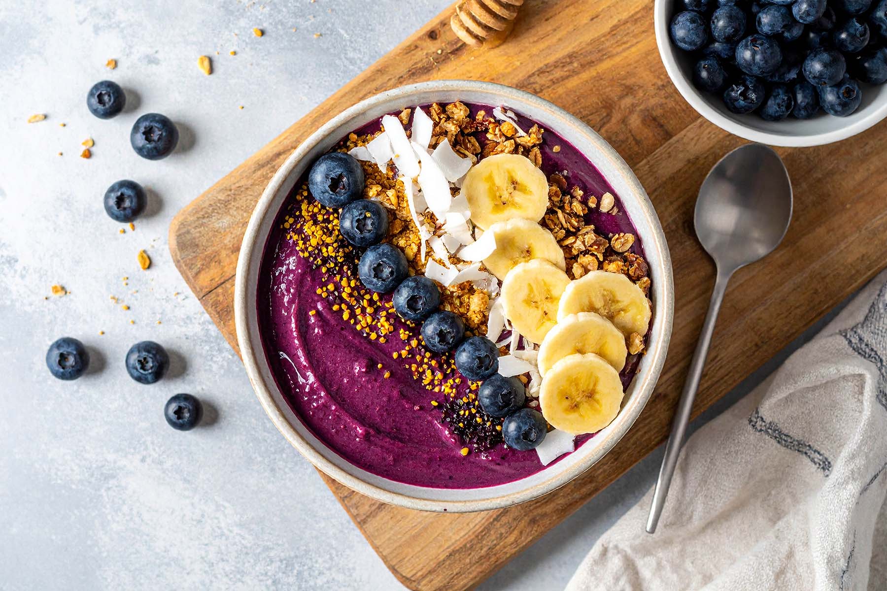 a nutritious bowl of Açaí
