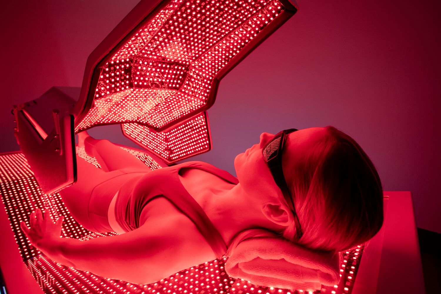 CR Vitality Red Light Therapy Bed