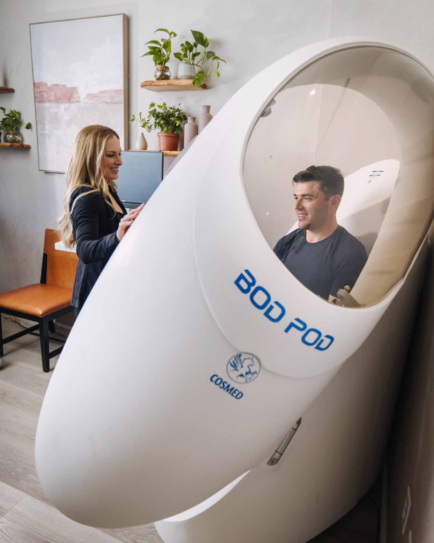 Canyon Ranch Guest in the BodPod Service