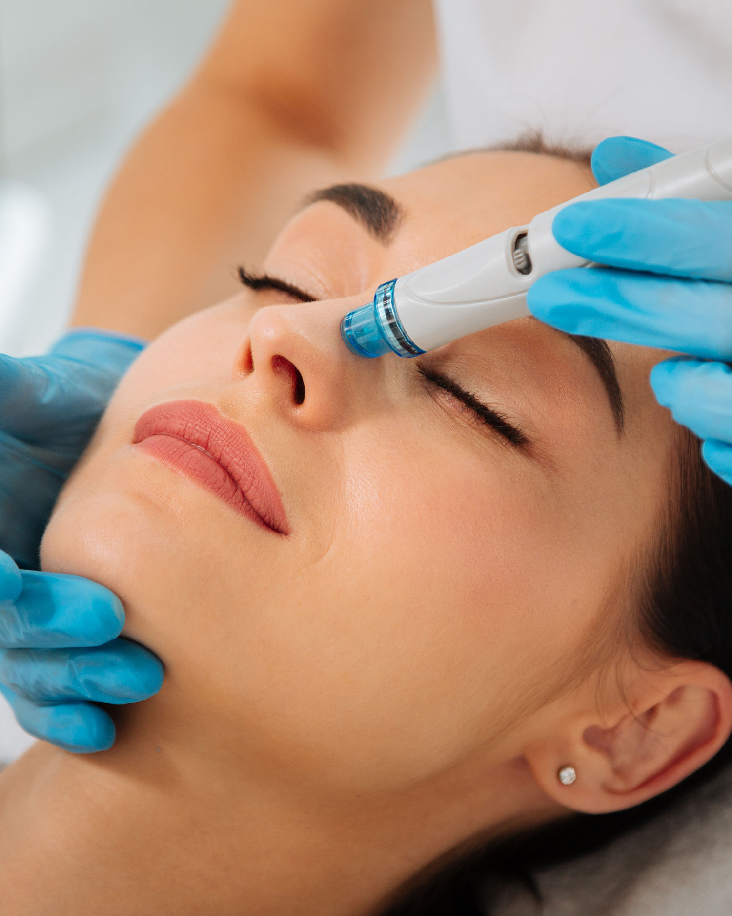 Glow Up HydraFacial