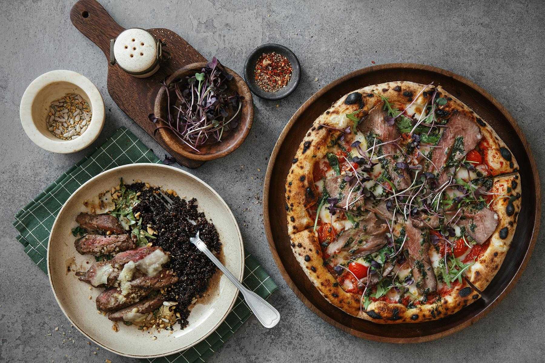 steak and herb pizza