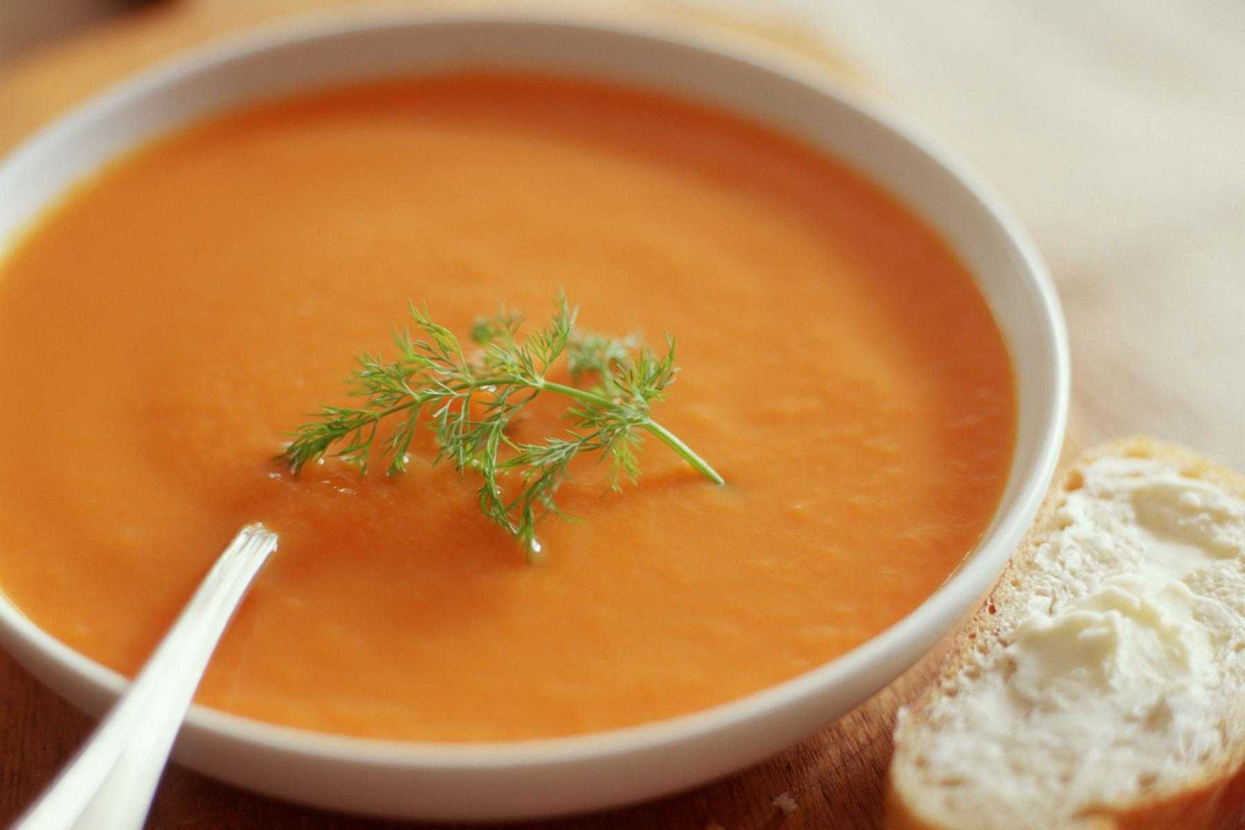 Close-up of a bowl of carrot puree.