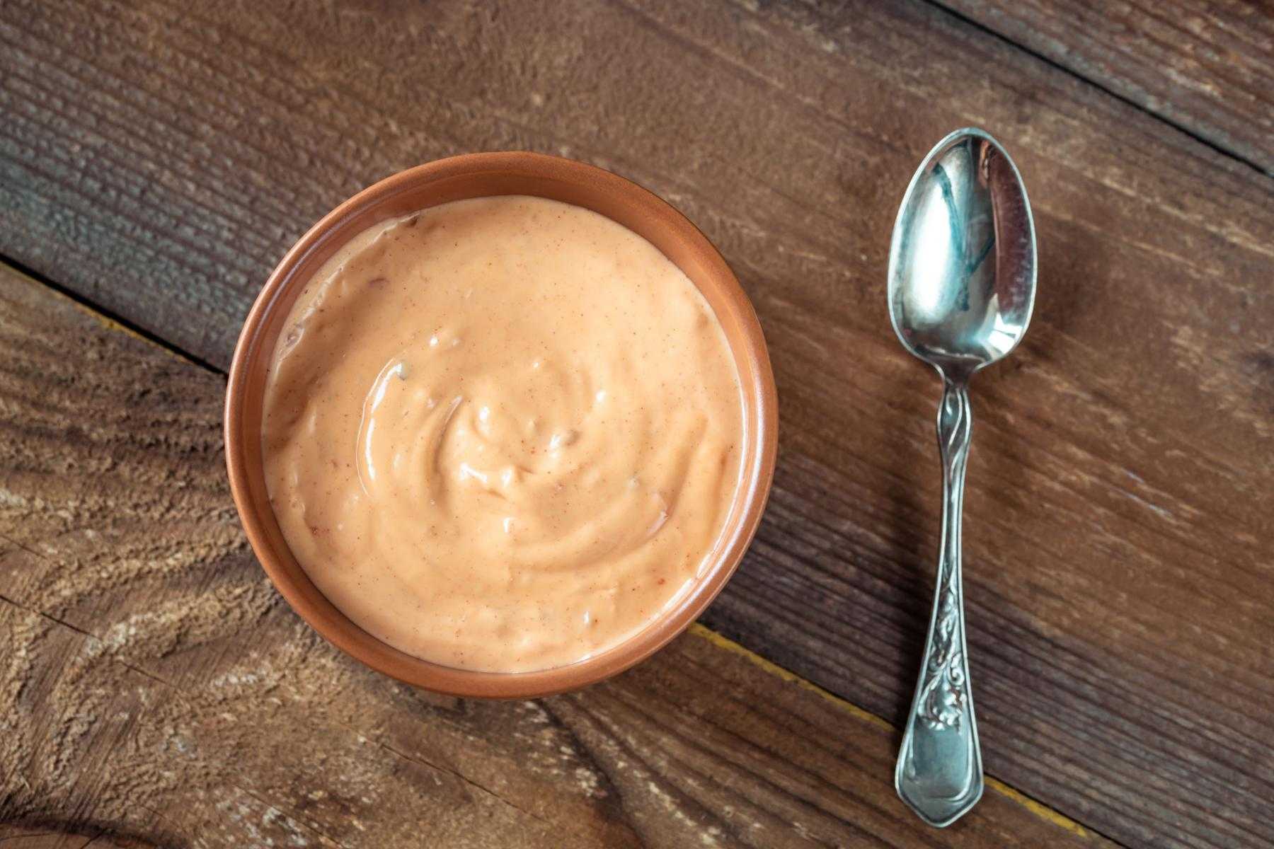 Close-up of a bowl of thousand island dressing.