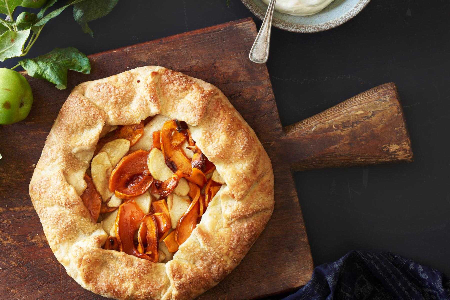 Overhead view of apple pie gallete.