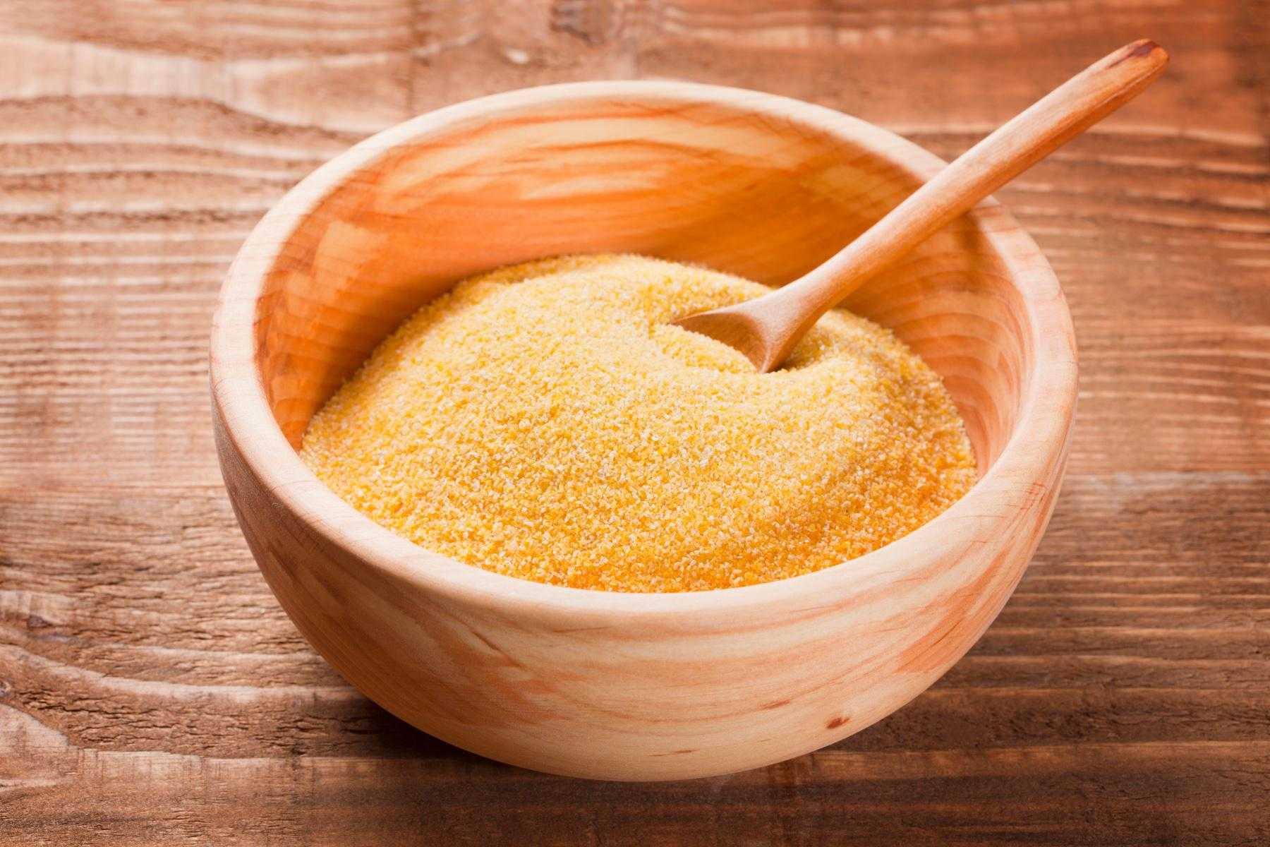 Overhead bowl of grits.