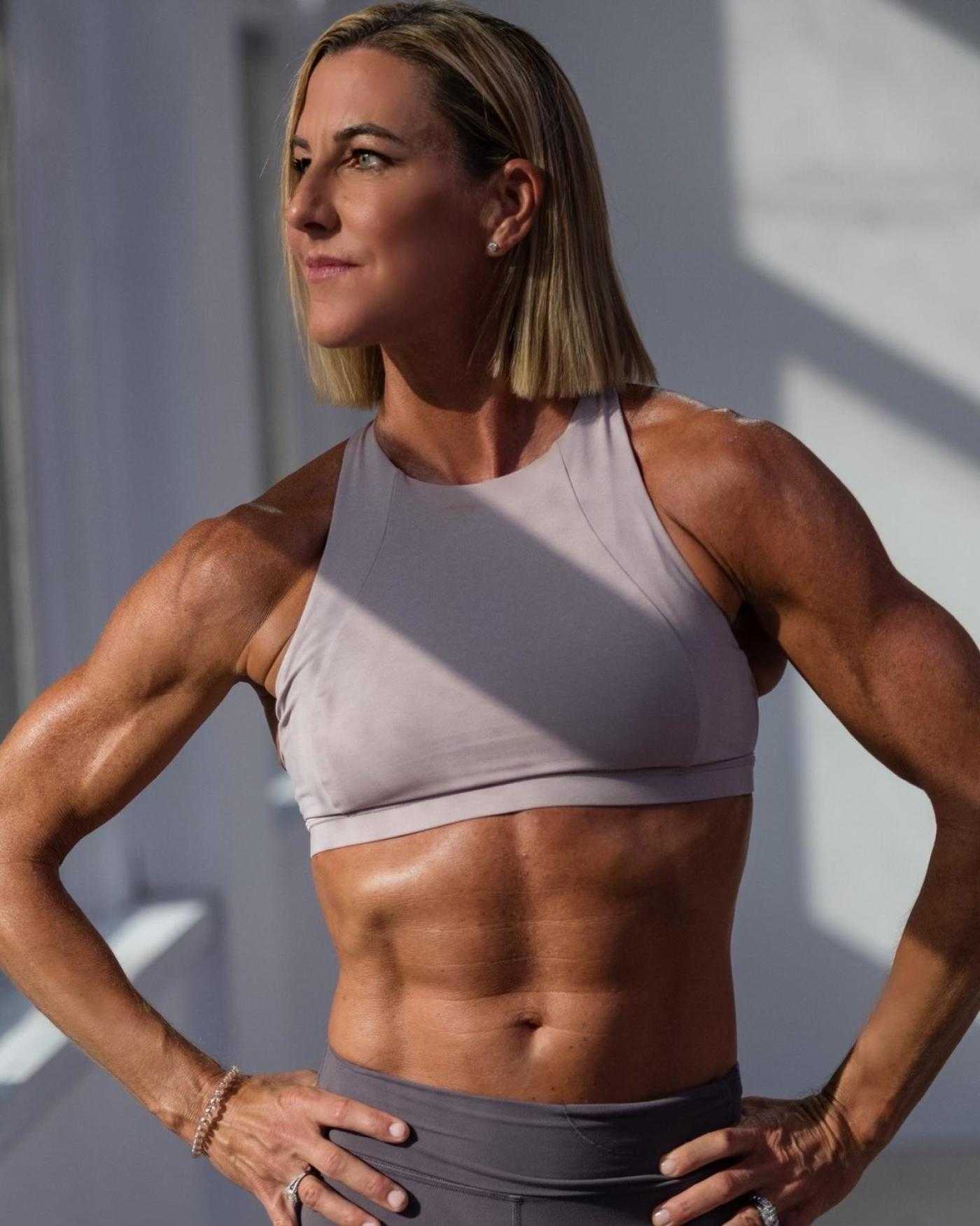 Kira Stokes Headshot