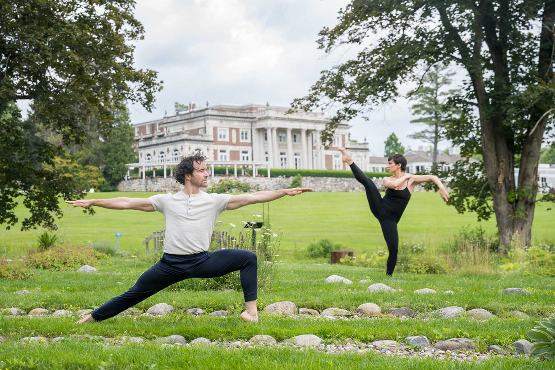 jacobs pillow performing arts professionals dancing at Canyon Ranch Lenox