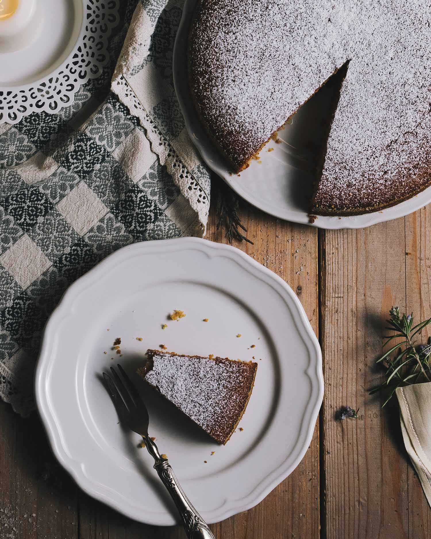 Vegan Chocolate Tahini Cake
