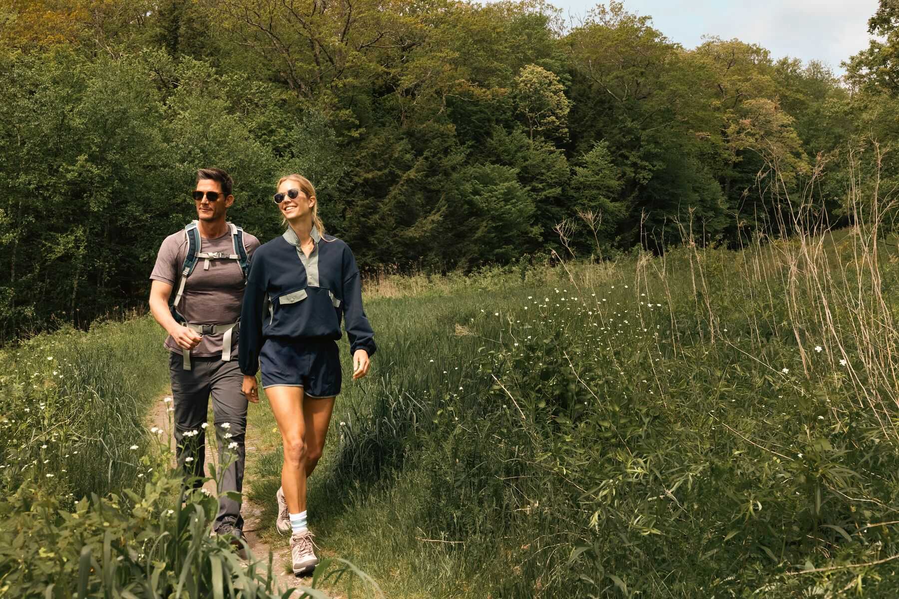A couple hiking at Canyon Ranch Lenox