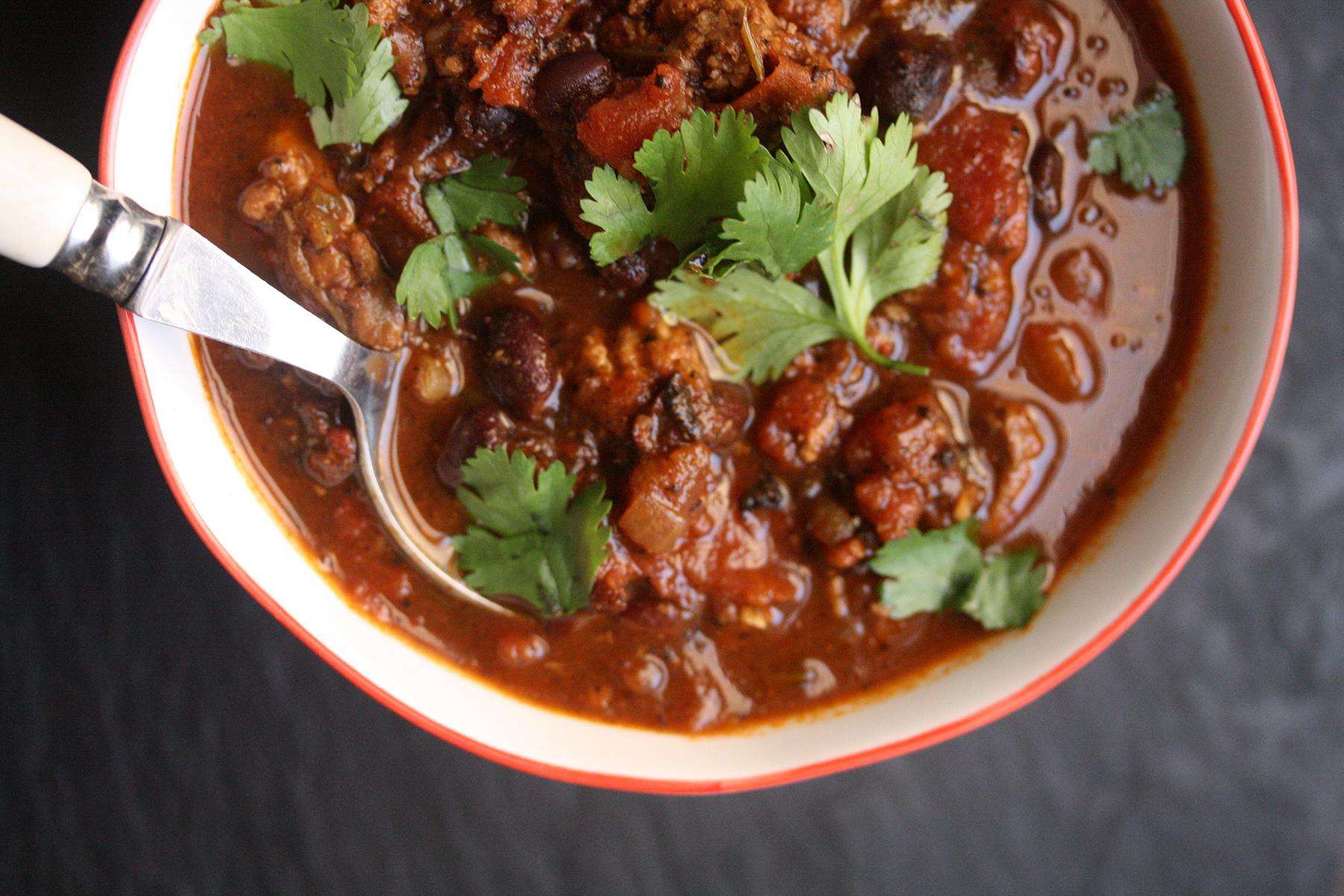 Turkey chili in bowl.