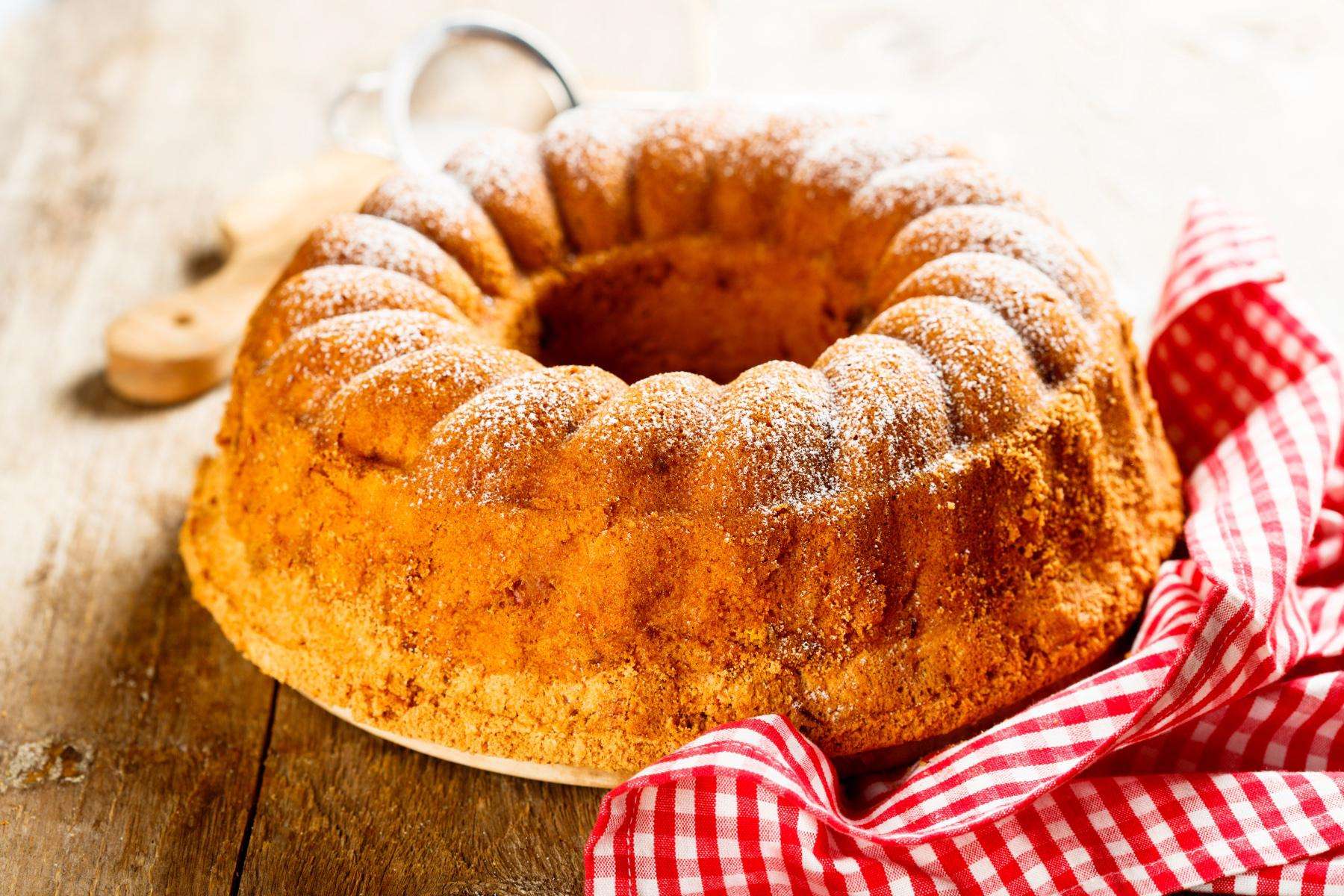 Pear currant bundt cake.