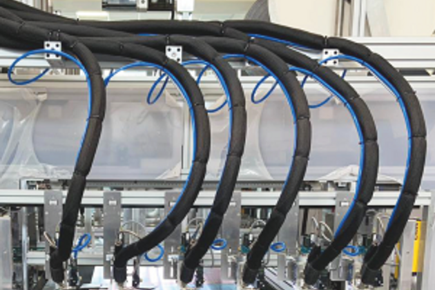 Products_Hot-Melt_Hoses-600x428px-300x214.png