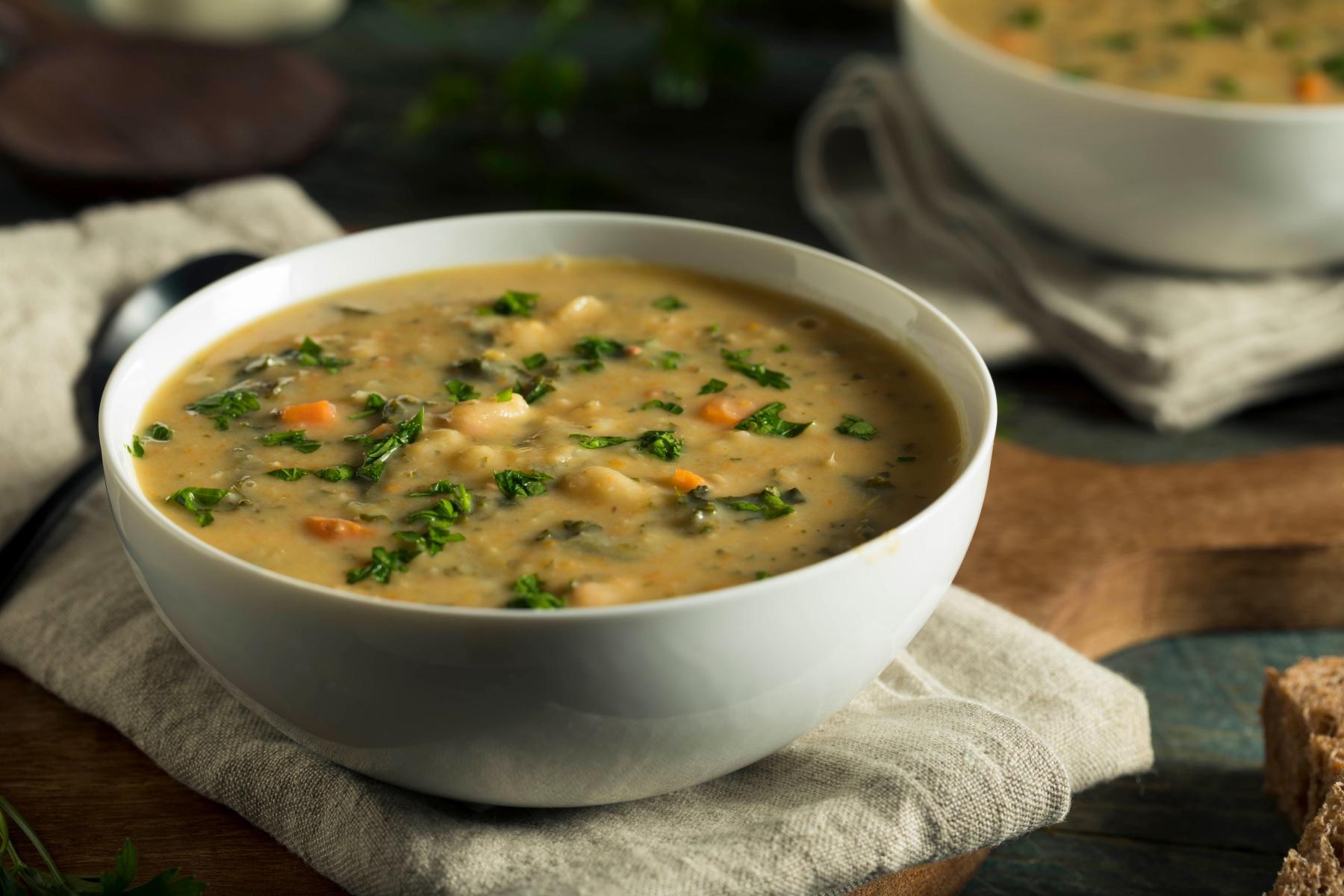 Bowl of white bean soup.