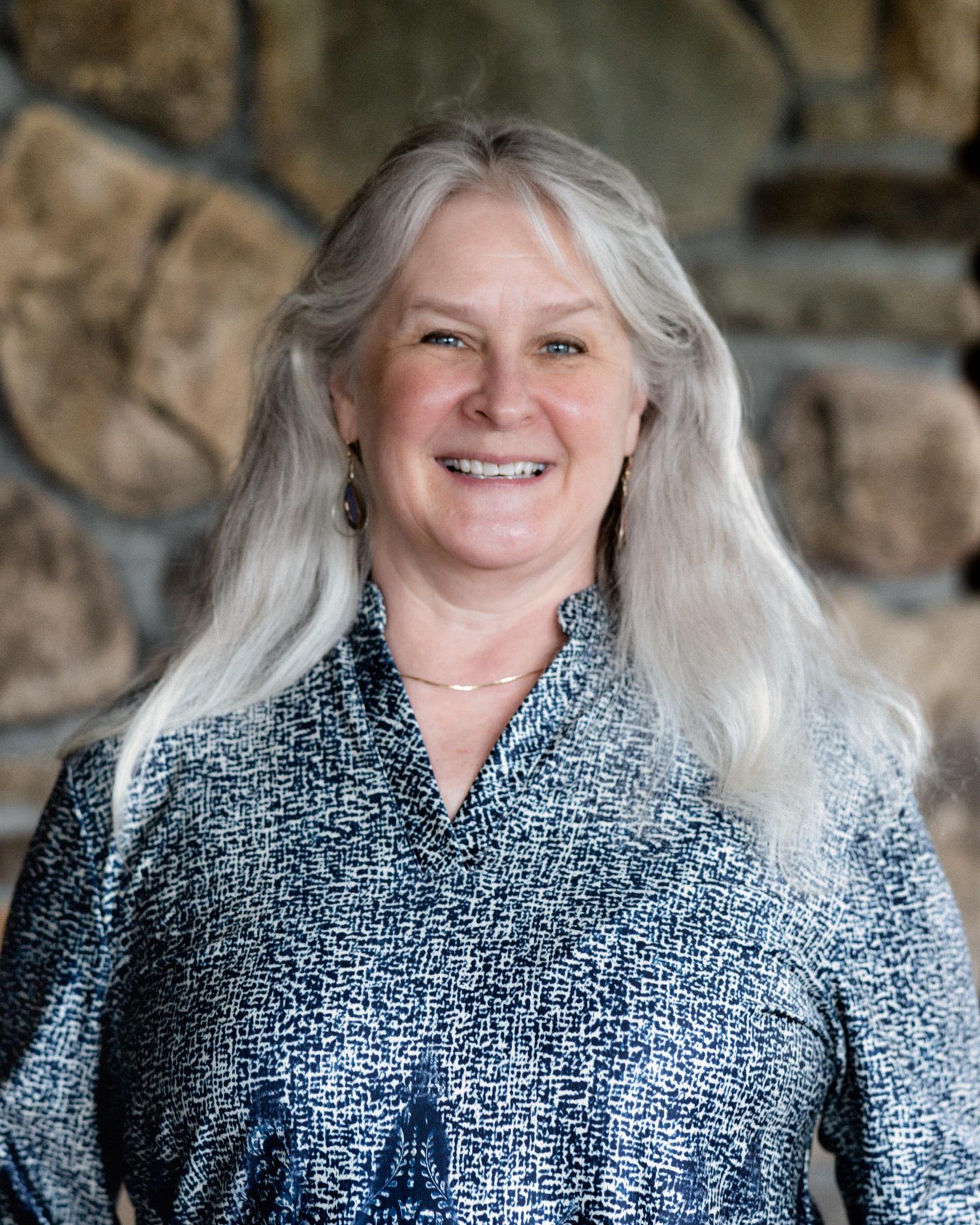 Headshot of Mary Cahilly, MA, LMHC, LPC, CCTP at Canyon Ranch Lenox