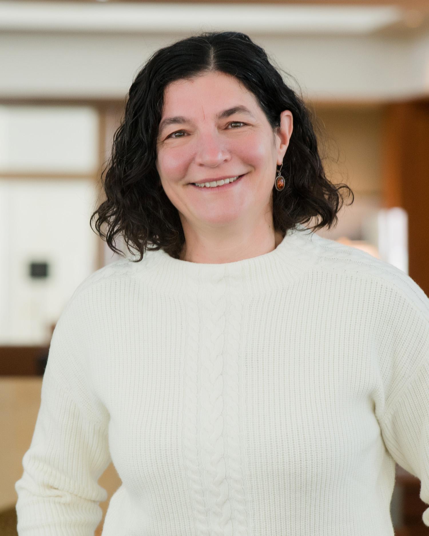 Headshot of Jennifer Baker-Porazinski