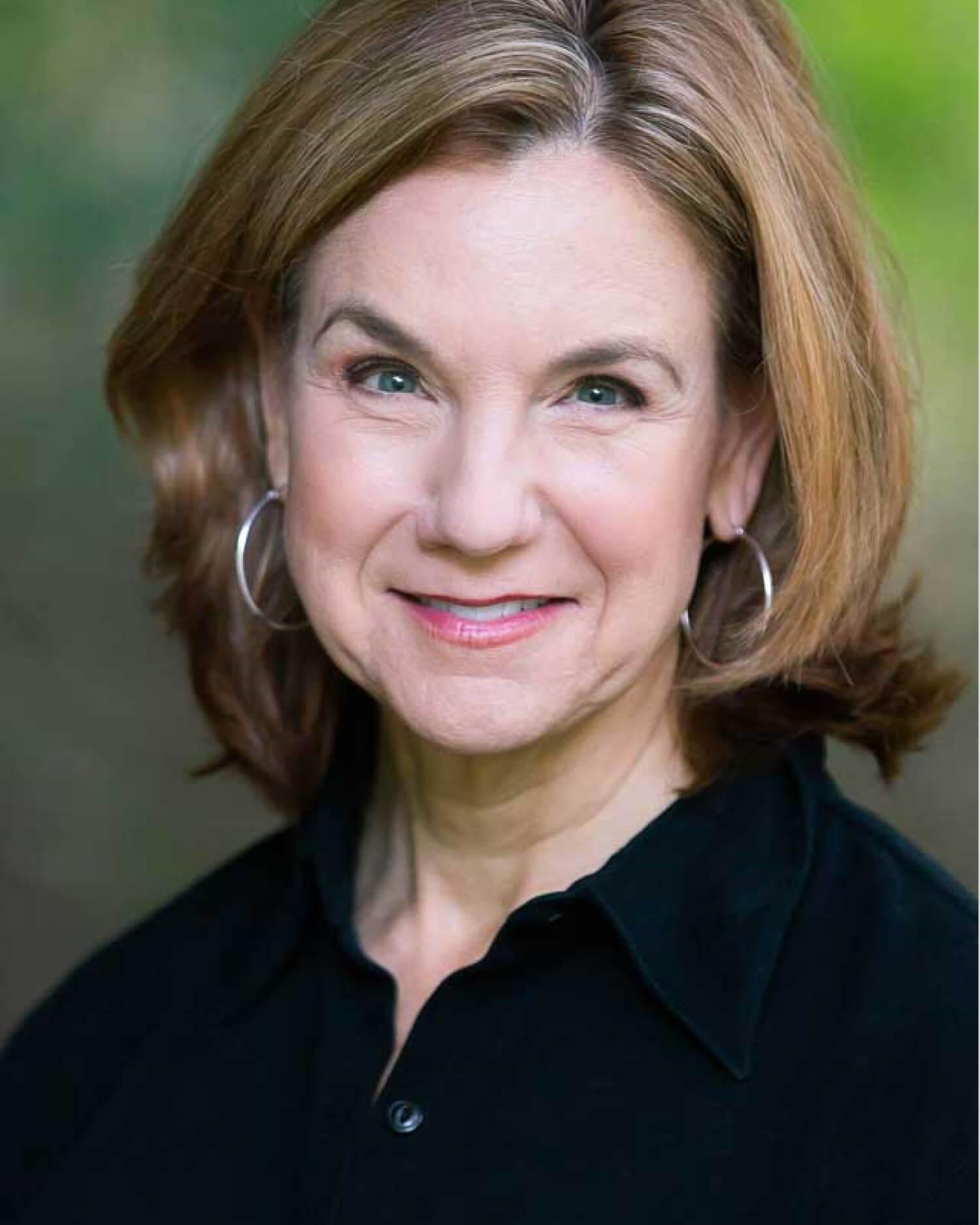 a headshot of Jeannie DuBose