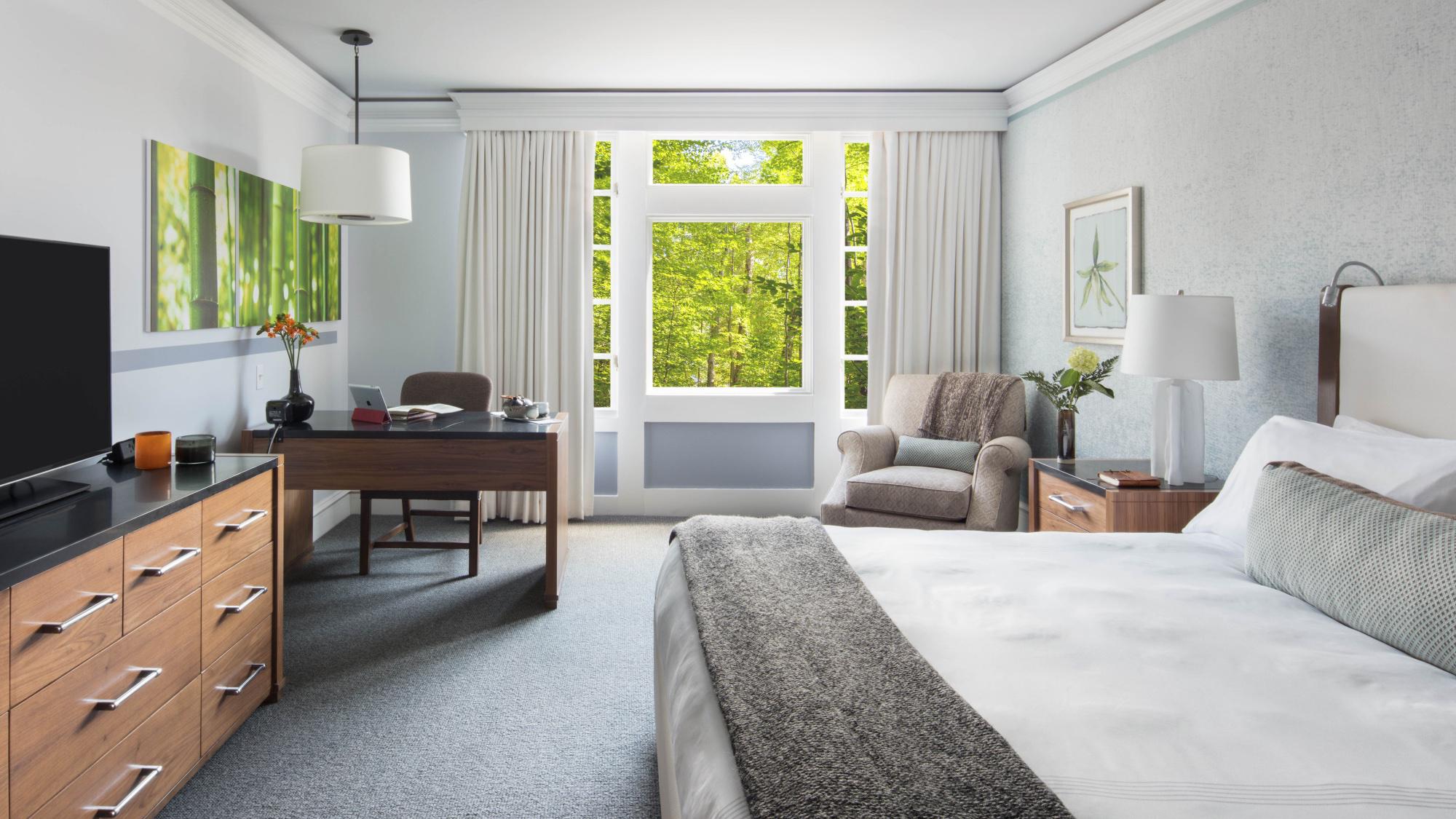 Image of Deluxe Room with King Bed