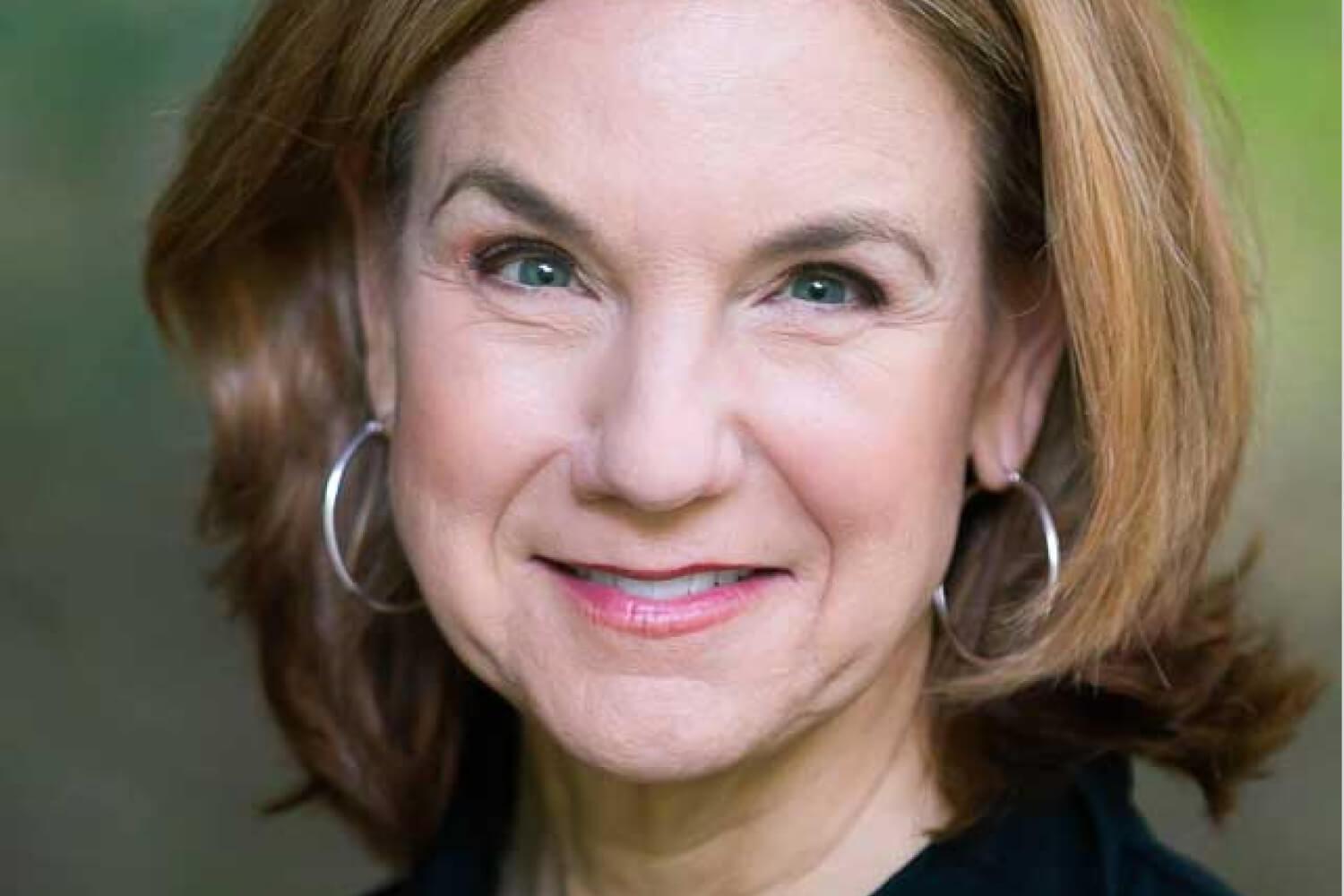 a headshot of Jeannie DuBose