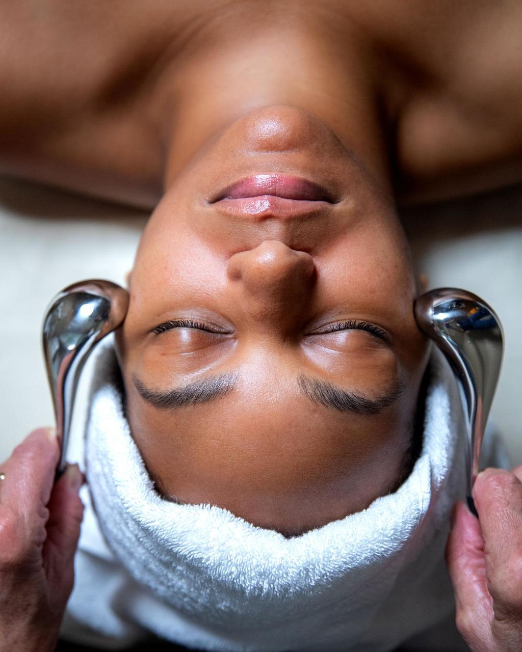 xl_md_biologique-recherche-bespoke-facial