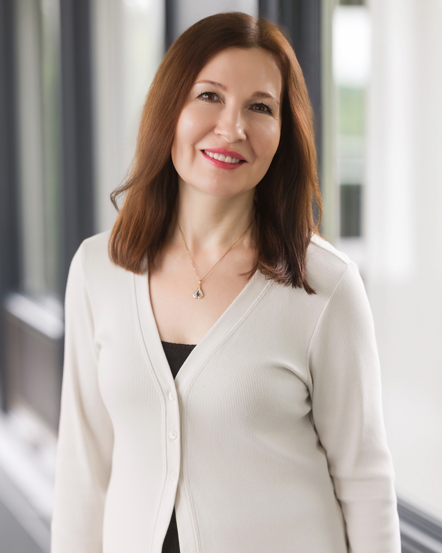 Anna Chitinsky Headshot